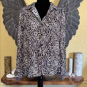 Velvet Heart animal Print button down Blouse
